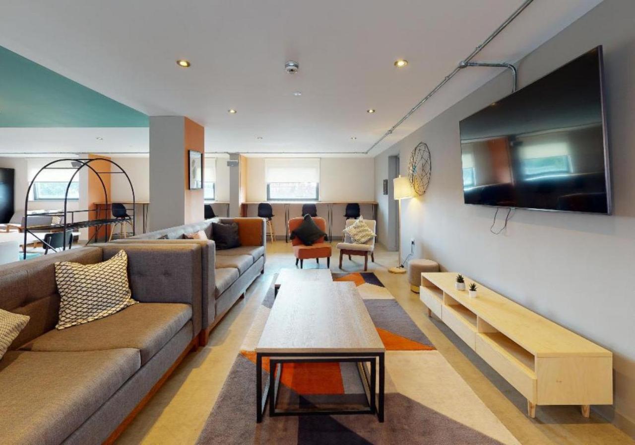 For Students Only Private Bedrooms With Shared Kitchen And Studios At Iq Haywood House In London Ngoại thất bức ảnh