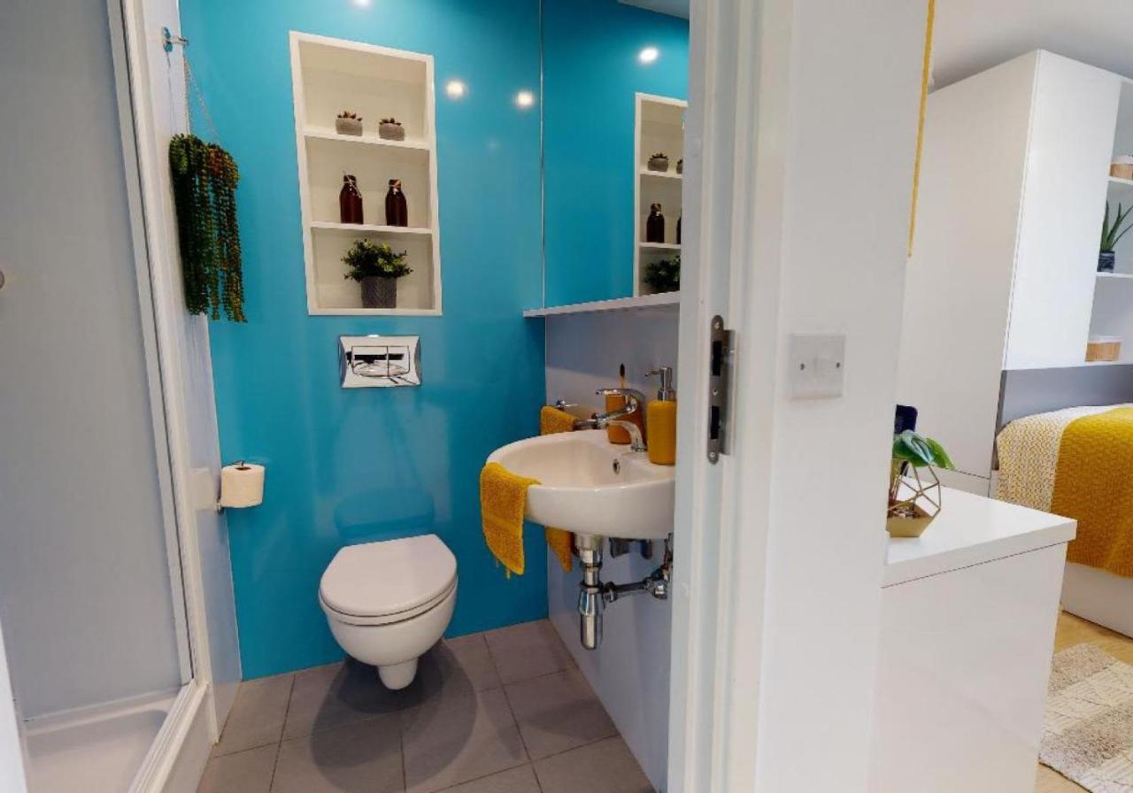 For Students Only Private Bedrooms With Shared Kitchen And Studios At Iq Haywood House In London Ngoại thất bức ảnh