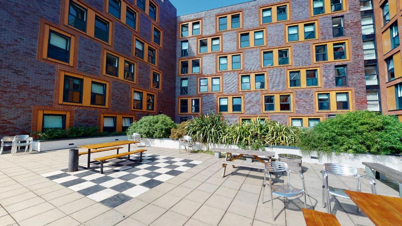 For Students Only Private Bedrooms With Shared Kitchen And Studios At Iq Haywood House In London Ngoại thất bức ảnh