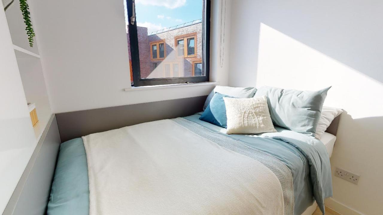 For Students Only Private Bedrooms With Shared Kitchen And Studios At Iq Haywood House In London Ngoại thất bức ảnh